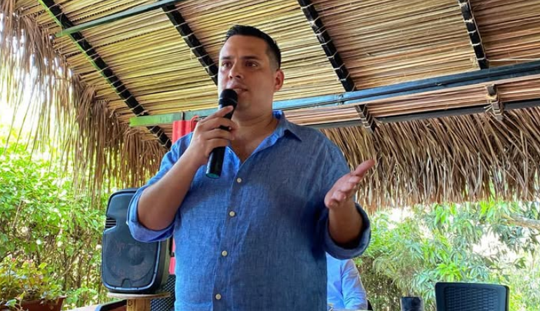  Ratifican las sanciones a un ex funcionario: