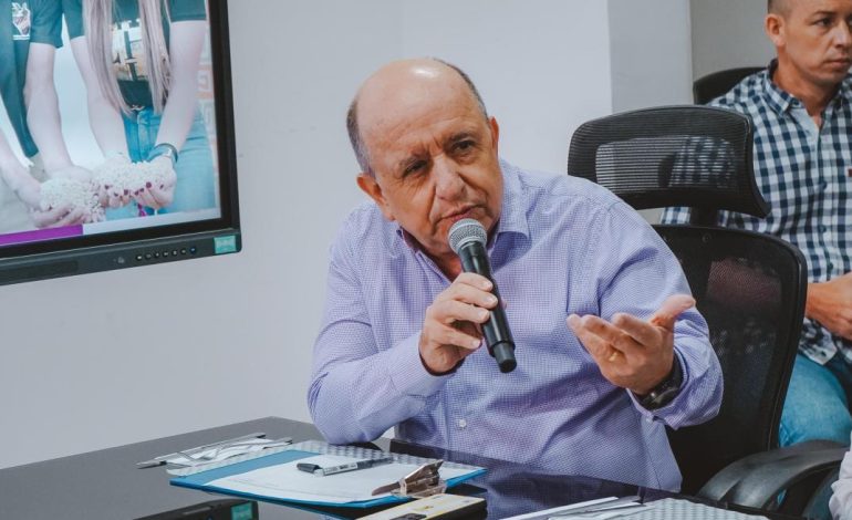  Reyes presenta político – Advertencia adicional

 – Panorama 24