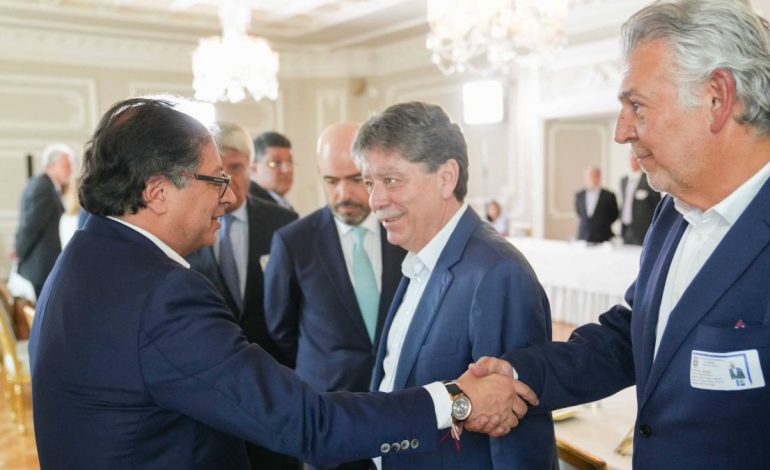  Crítica de texto del Bruce Mac Master para la Regulación 0572 de 2025. Gobierno de Petro: «Cada medida es peor»

 – Panorama 24