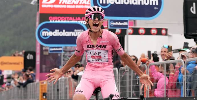  Isaac del Toro triunfa en la etapa 17 y refuerza su ‘Maglia’ Rosa

 – Panorama 24