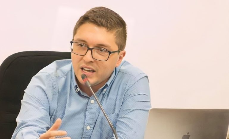  Alianza de crítica – Extra | Diario de todos

 – Panorama 24