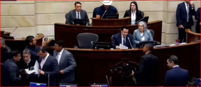  in Vivo La consulta popular de Petro en el Senado