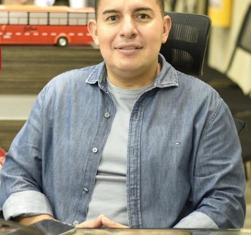  Criticar los retrasos de los gerentes