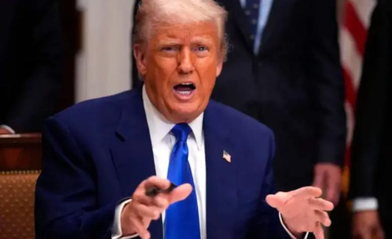  Ruta gratuita a la censura: Corte de los Estados Unidos. Uu. Autoriza a Trump excluido

 – Panorama 24