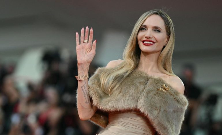  Angelina Jolie celebra sus 50 años con nuevos proyectos en el cine y en Netflix

 – Panorama 24