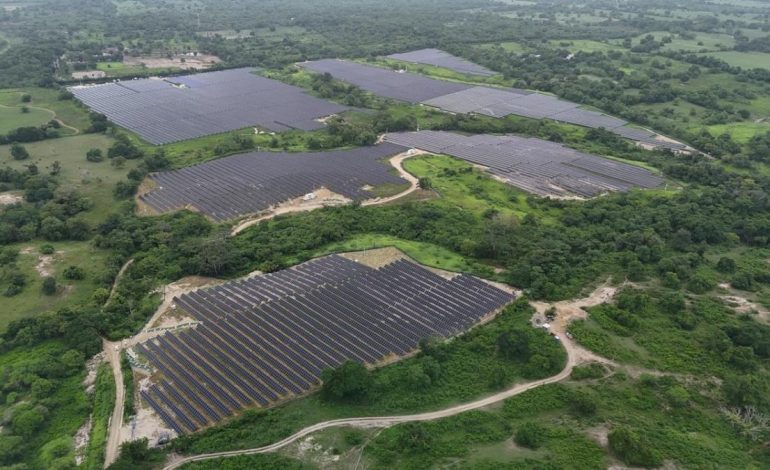  La compañía estatal china revela sus planes de ser uno de los más grandes en energía renovable en Colombia.

 – Panorama 24