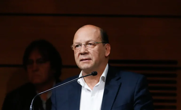 El Ministro de Finanzas, Germán Ávila, confirma que el gobierno fiscal en Colombia fue suspendido por tres años: ¿qué sigue?

 – Panorama 24