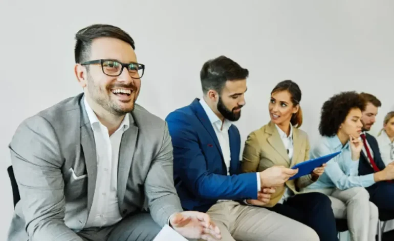  Más de 1,000 competiciones abiertas en tecnología, logística, producción y ventas

 – Panorama 24