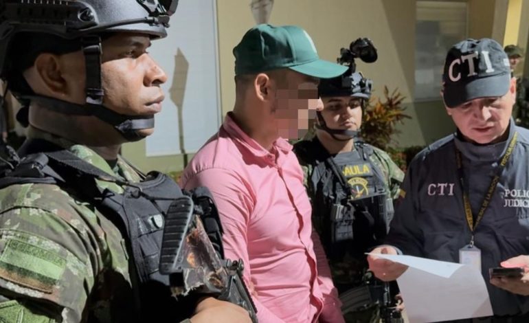  El ejército captura alias Raúl, terror de comerciantes y ganado en Florencia (Caquetá)

 – Panorama 24