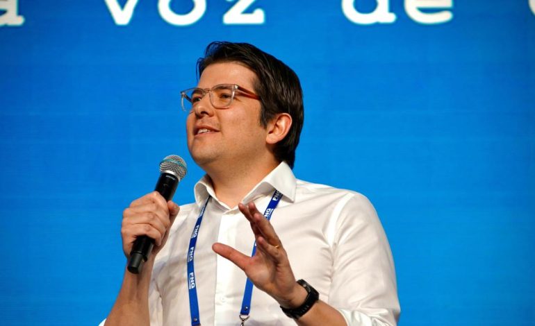  Los gremios unanimes y los líderes económicos atacan contra Miguela Uribea

 – Panorama 24