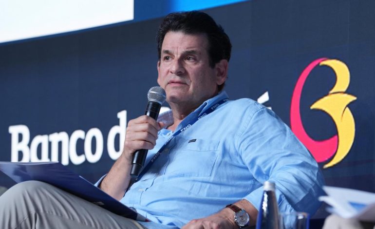  Mal, feo y buen escenario económico y político para Luis Carlos Sarmiento Gutiérrez

 – Panorama 24