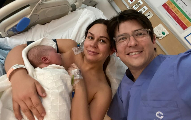  El Conmocedor Mensaje de la Esposa de Miguel Uribe en El Día del Padre – Extra
 – Panorama 24