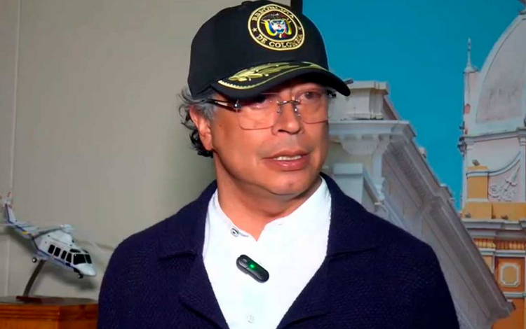  «No soy un drogadicto, si no, no podría controlar; este país colapsaría»: Petro responde CNN – Extra

 – Panorama 24