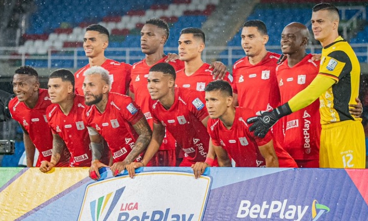  América confirmó la llegada de tres súper refuerzos

 – Panorama 24