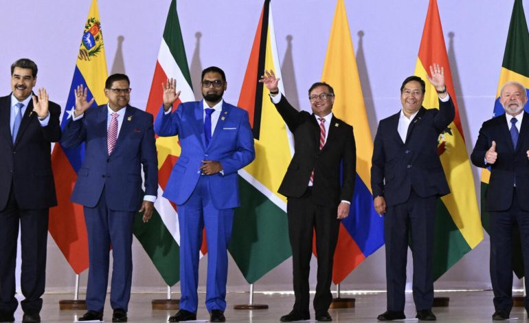  Cumbre the hague group – aumento

 – Panorama 24