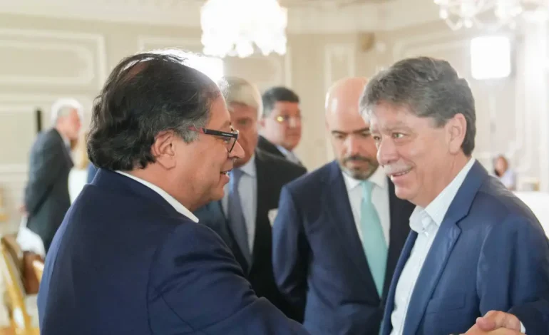  Bruce Mac Master hace que el presidente Petra lo seque ante la justicia si hay evidencia; ¿Qué acusa a eso?

 – Panorama 24