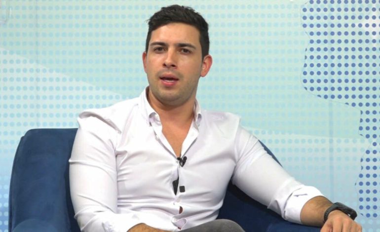  Esteban Restepo dice que en Medellín hay una campaña de persecución contra él

 – Panorama 24