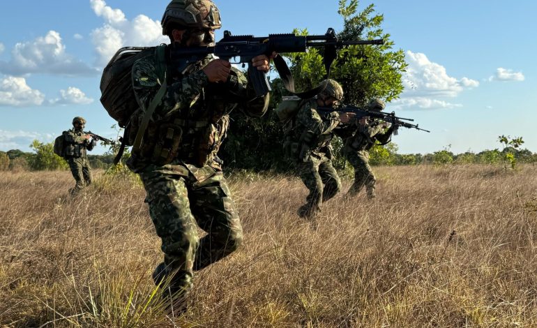  El ejército discide a Libardo González, líder de disidentes

 – Panorama 24