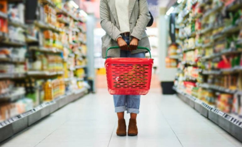  Las ventas en el vecindario caen 1.9 por ciento en la primera mitad de 2025. Años a pesar de la inflación más controlada

 – Panorama 24