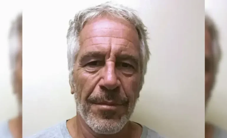  Publican imágenes inéditas de la colección de arte de Jeffrey Epstein que revelan piezas inquietantes

 – Panorama 24