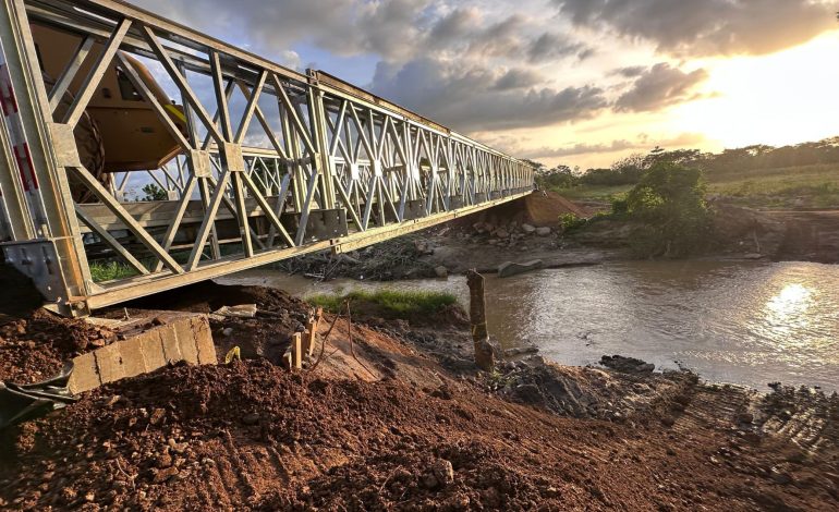  El ejército ofrece puentes modulares en Tierralta y restaura la movilidad

 – Panorama 24