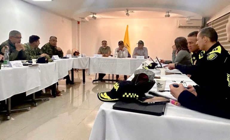  Militarizan a Cali después del ataque en las últimas horas a la base aérea.

 – Panorama 24