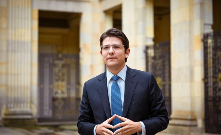  El senador Miguel Uribe Turbay murió

 – Panorama 24