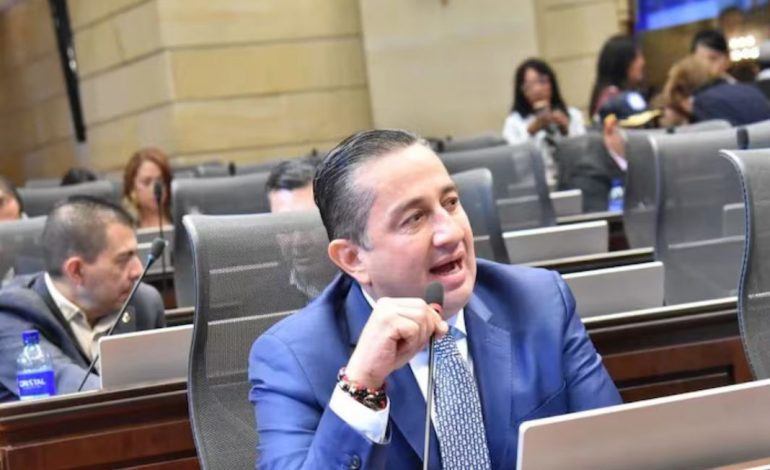  Representante Julio César Triana sobrevive a un ataque en Huila – 

 – Panorama 24