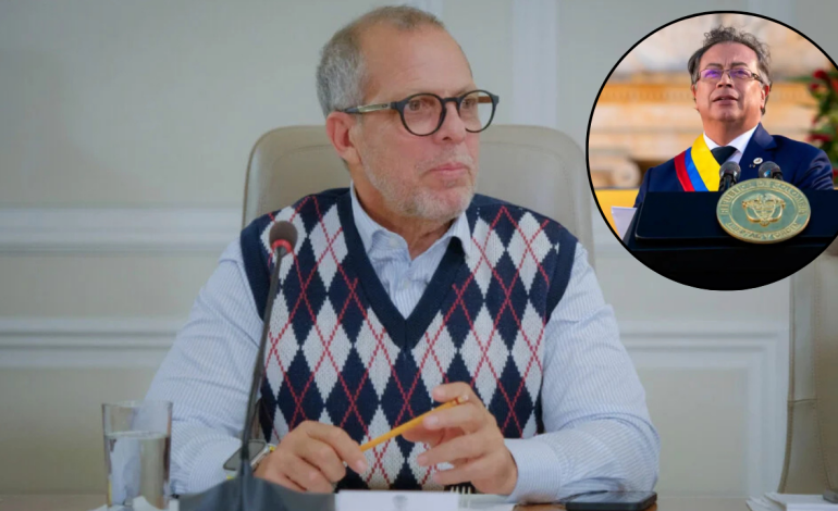  Alfredo Saade afirma que Petro debe controlar 20 años: rechazo de todas las industrias – 

 – Panorama 24