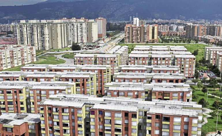  Reforma fiscal 2025 trae cambios en la administración y los estacionamientos en complejos residenciales

 – Panorama 24