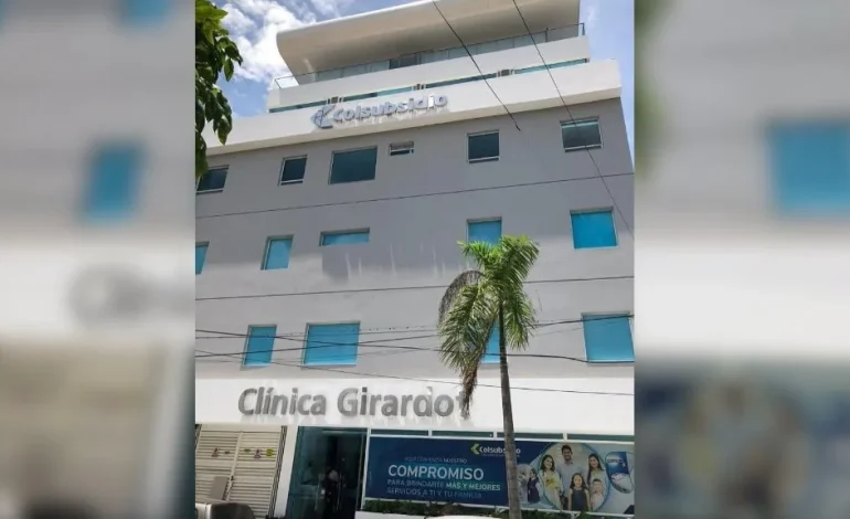  Entraron en una clínica y golpearon a un paciente en el medio de la sala de emergencias.

 – Panorama 24