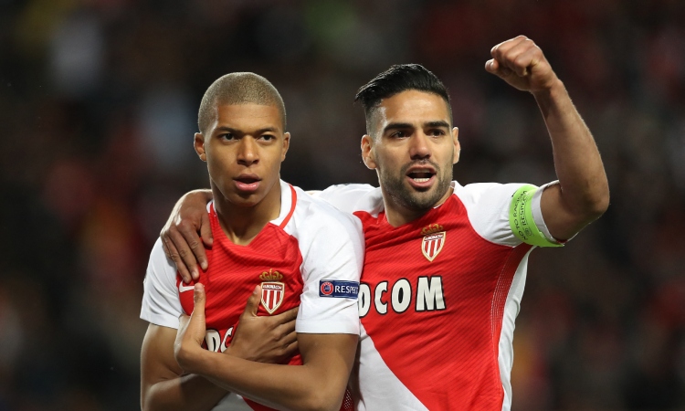  Falcao le dijo a los motivos por las que un padre siente por Mbappé

 – Panorama 24