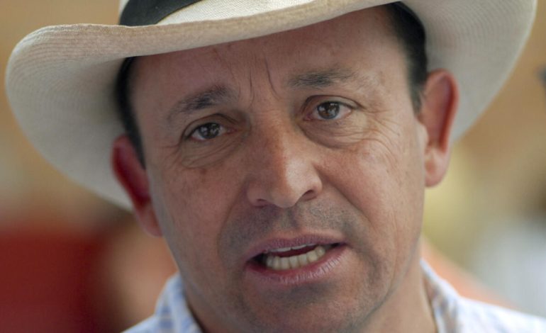  Defensa de Santiago Uribe cuestiona testimonio de militares que apoyan la fiscalía – 

 – Panorama 24