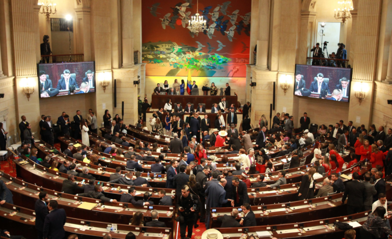  Se modifica la reforma fiscal con un límite inferior a las importaciones, ajustes medioambientales y retirada de partidas de combustibles

 – Panorama 24