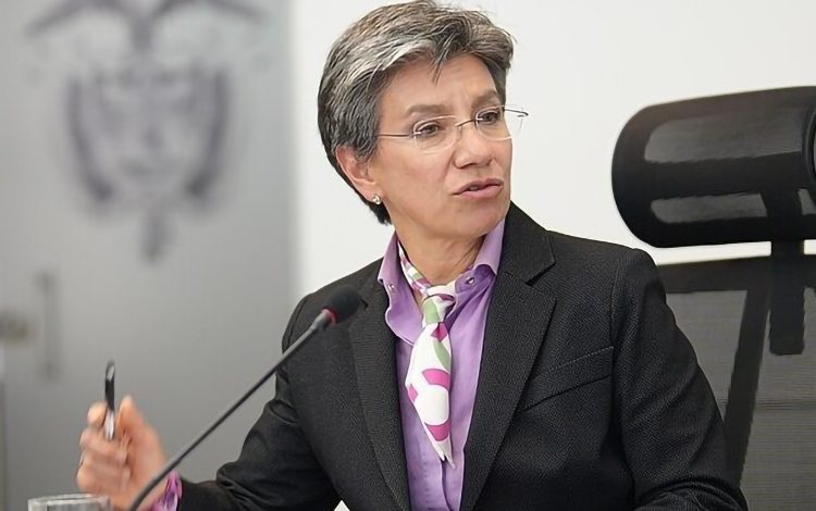  El Centro Democrático cuestionó posición política de Claudia López – ADICIONAL

 – Panorama 24