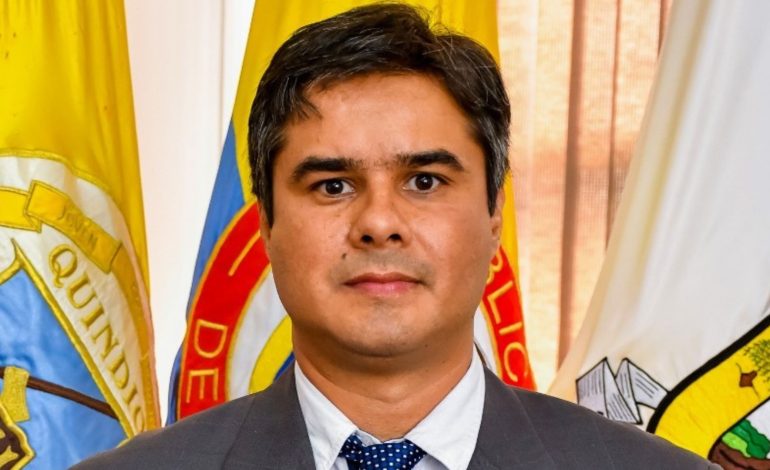  Procuraduría General de la República investiga al secretario TIC del Quindío por posible participación en política

 – Panorama 24