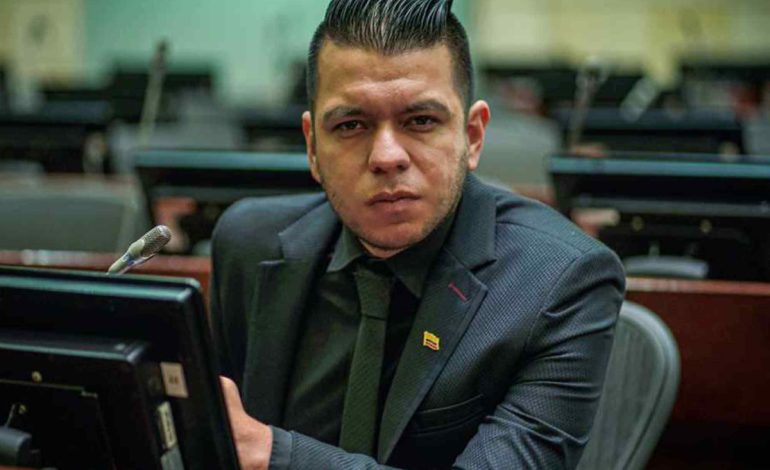  ¡TODOS LOS QUE ASISTEN AL ENCUENTRO! – 

 – Panorama 24