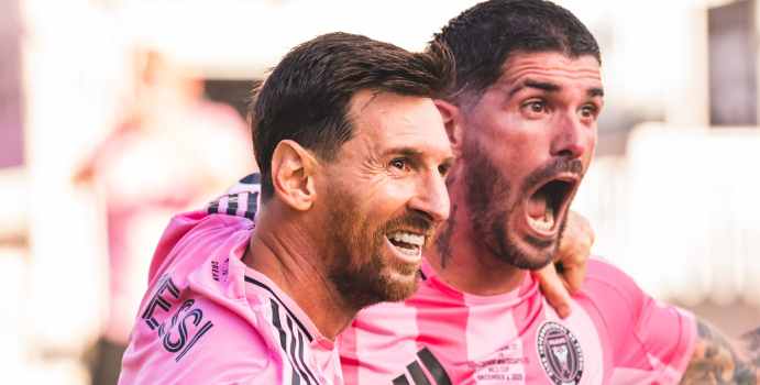  Los cinco deportistas latinos que dieron que hablar en 2025

 – Panorama 24