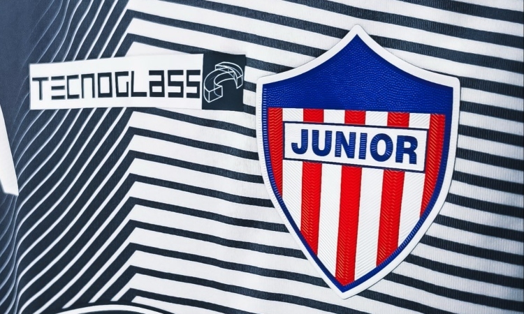  La figura de Junior ya tiene precio para que la luzca el grande brasileño

 – Panorama 24