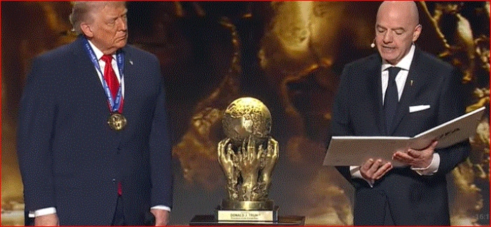  VIDEO Gianni Infantino entregó el Premio de la Paz a Trump

 – Panorama 24