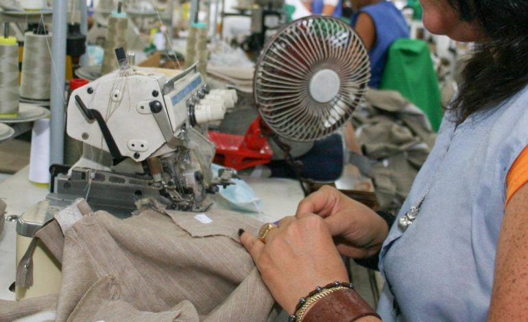  En noviembre, la producción industrial aumentó un ligero 0,7% y las ventas minoristas aumentaron un 7,5%.

 – Panorama 24