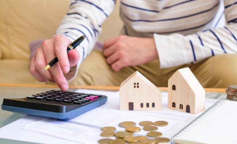  El gobierno propone que las viviendas de interés social (VIS) se vendan en pesos y no en salarios mínimos

 – Panorama 24