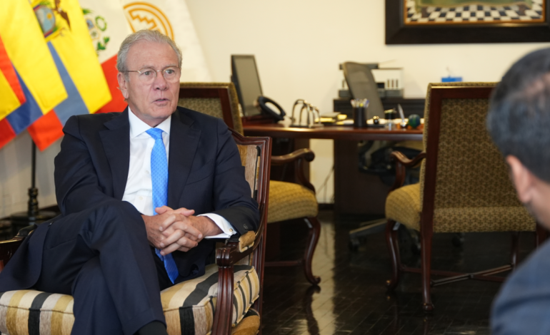  La comunidad andina se ofrece a mediar entre Colombia y Ecuador en su guerra comercial

 – Panorama 24