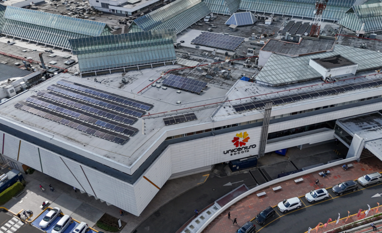  Unicentro Bogotá lanza su planta de energía solar y fortalece su apuesta por las energías limpias

 – Panorama 24