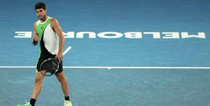  Carlos Alcaraz jugará su primera semifinal del Open de Australia

 – Panorama 24