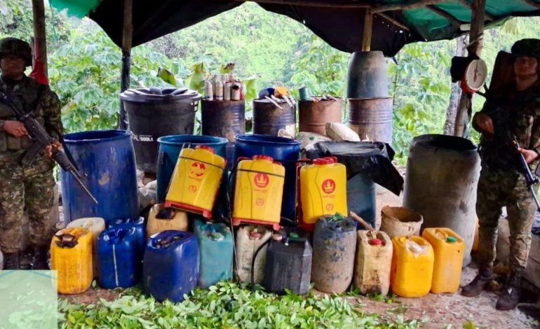  Ejército destruye cinco laboratorios de drogas ilícitas del Clan del Golfo

 – Panorama 24