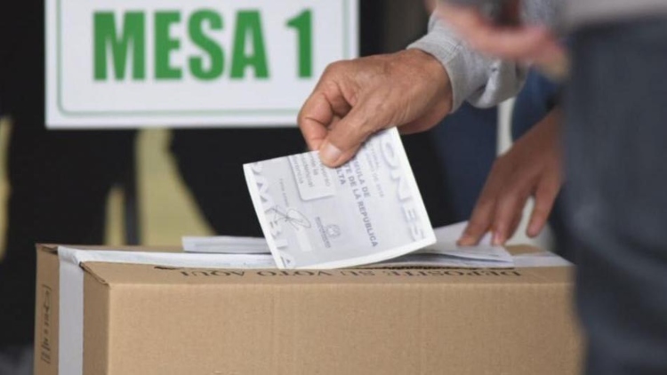  De la consulta al conflicto: secretos de la crisis interna del Centro Democrático – 

 – Panorama 24