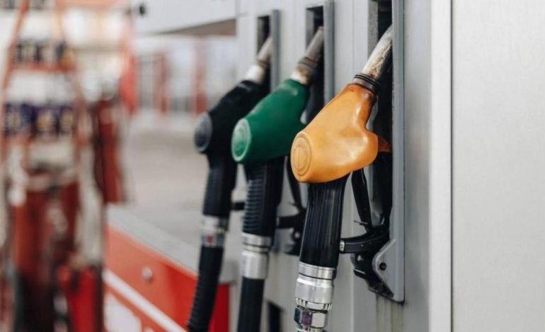  El Gobierno Nacional pone fin a los subsidios al diésel para vehículos particulares, diplomáticos y oficiales.

 – Panorama 24