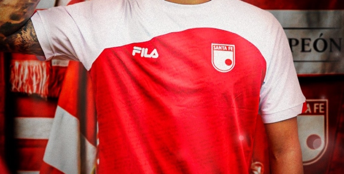  Santa Fe lo compró y ningún hincha le gustó: firmó por cuatro años

 – Panorama 24