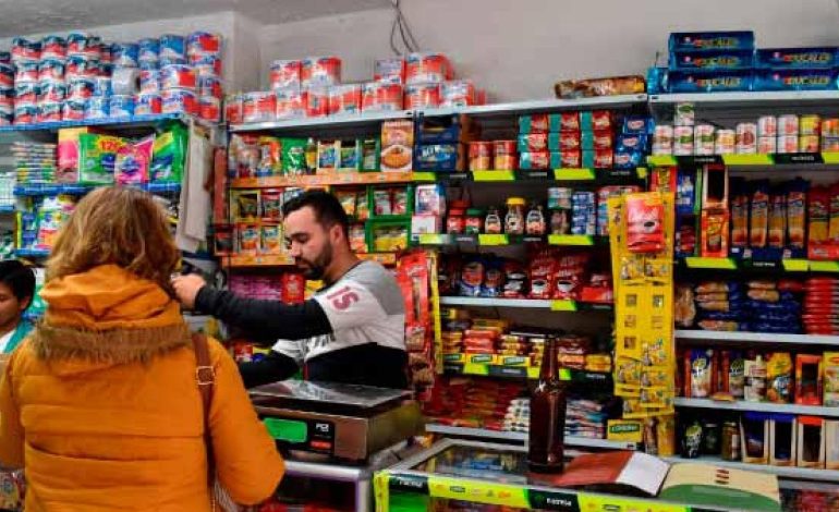  Los colombianos van menos a las tiendas de barrio y aumentan un poco las compras

 – Panorama 24